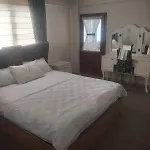 Villa Living House Taytan